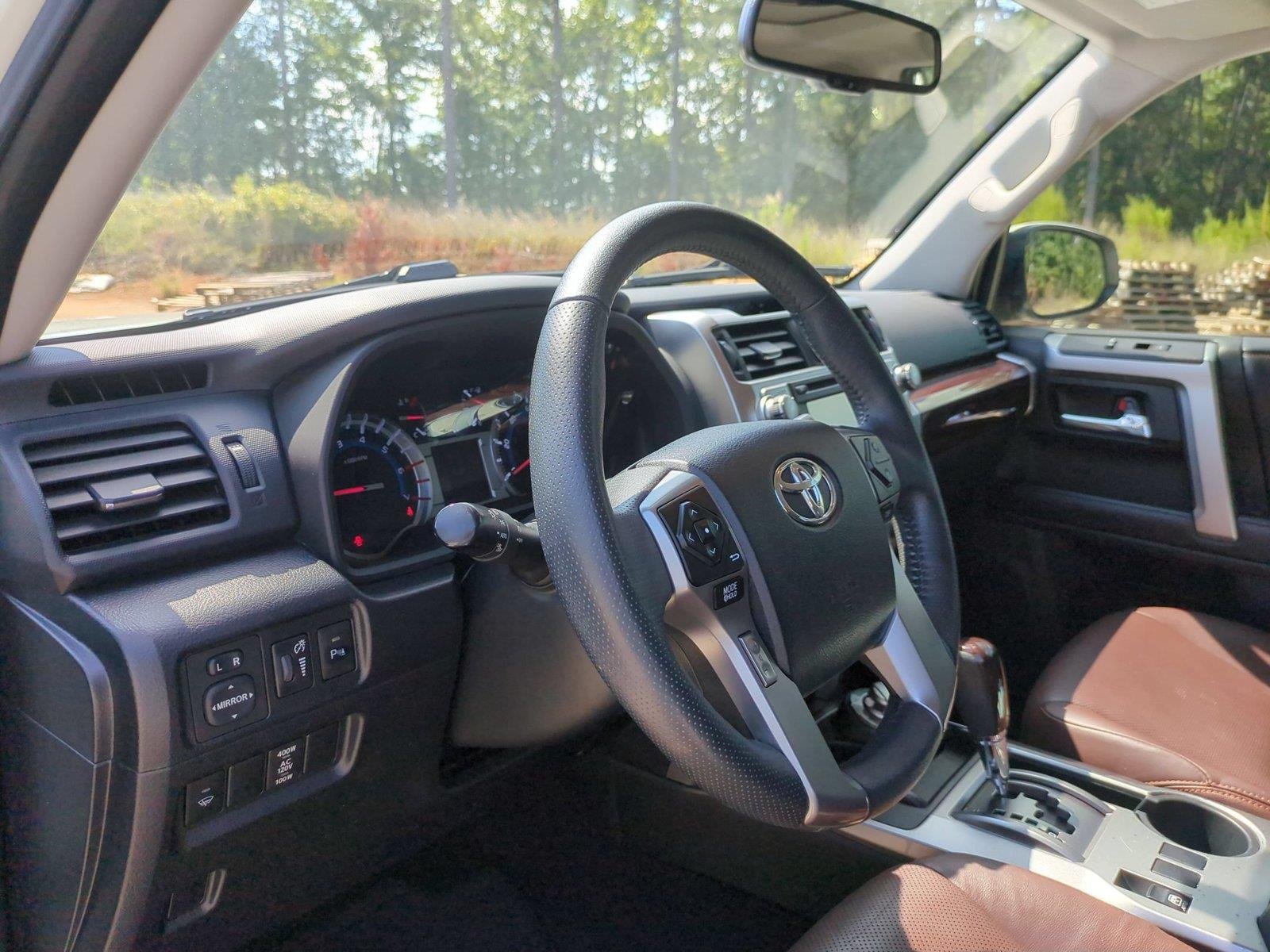 Used 2019 Blizzard Pearl Toyota Limited image 18