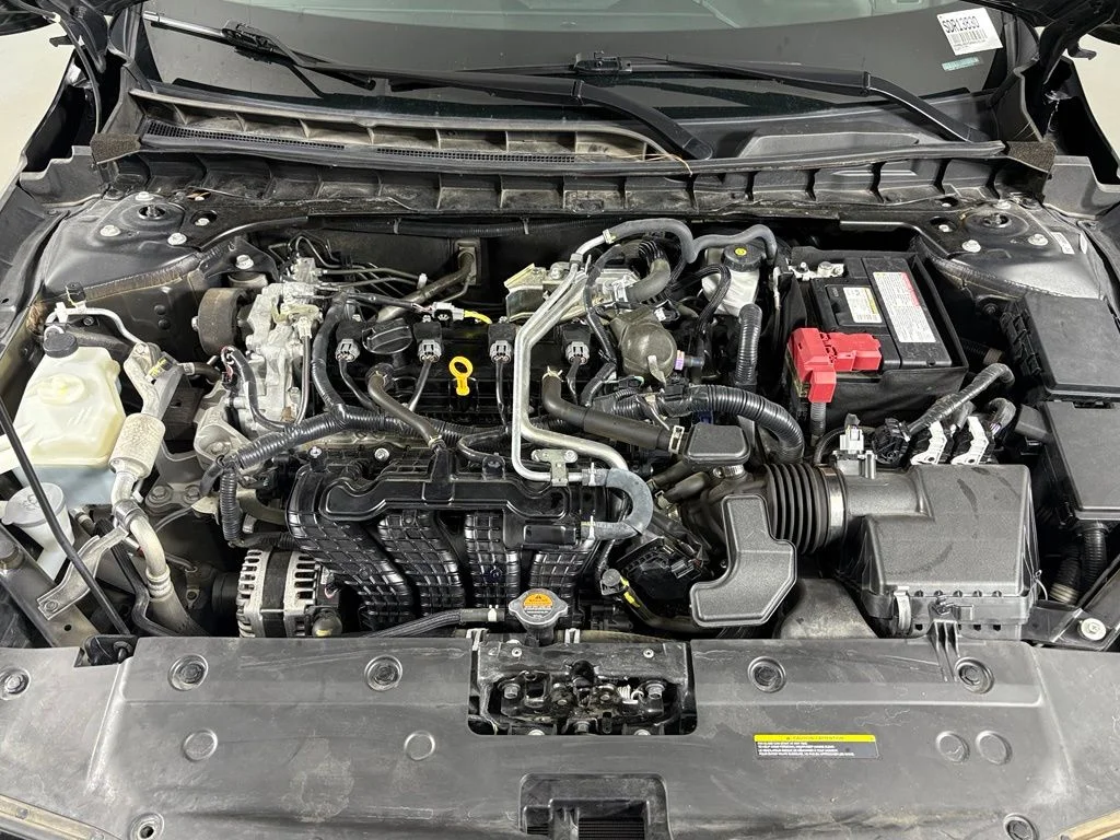 Used 2024 Black Nissan 2.5 SV image 39
