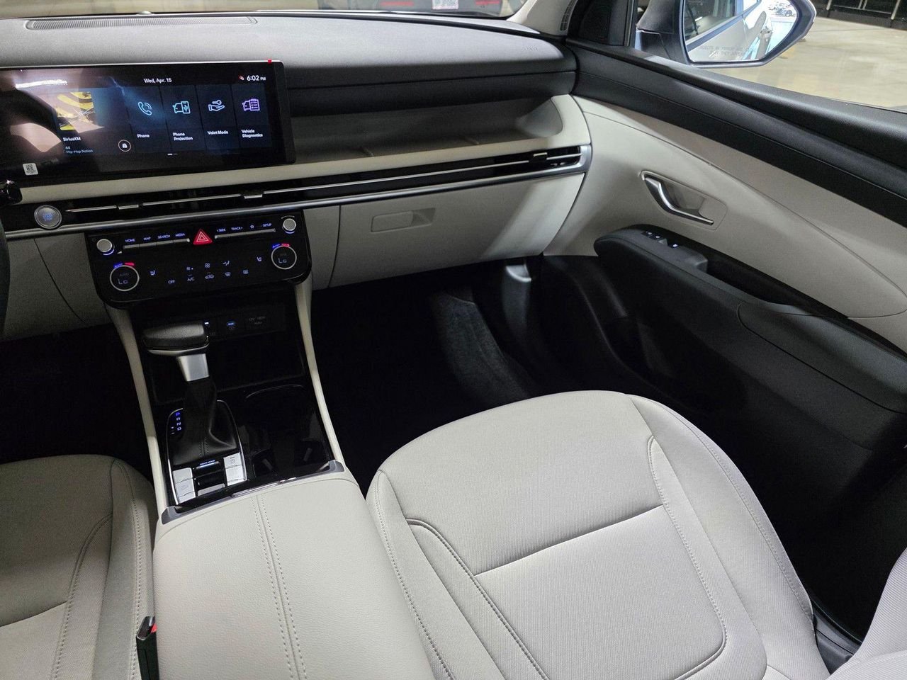 New 2026 White Pearl Hyundai SEL FWD image 17