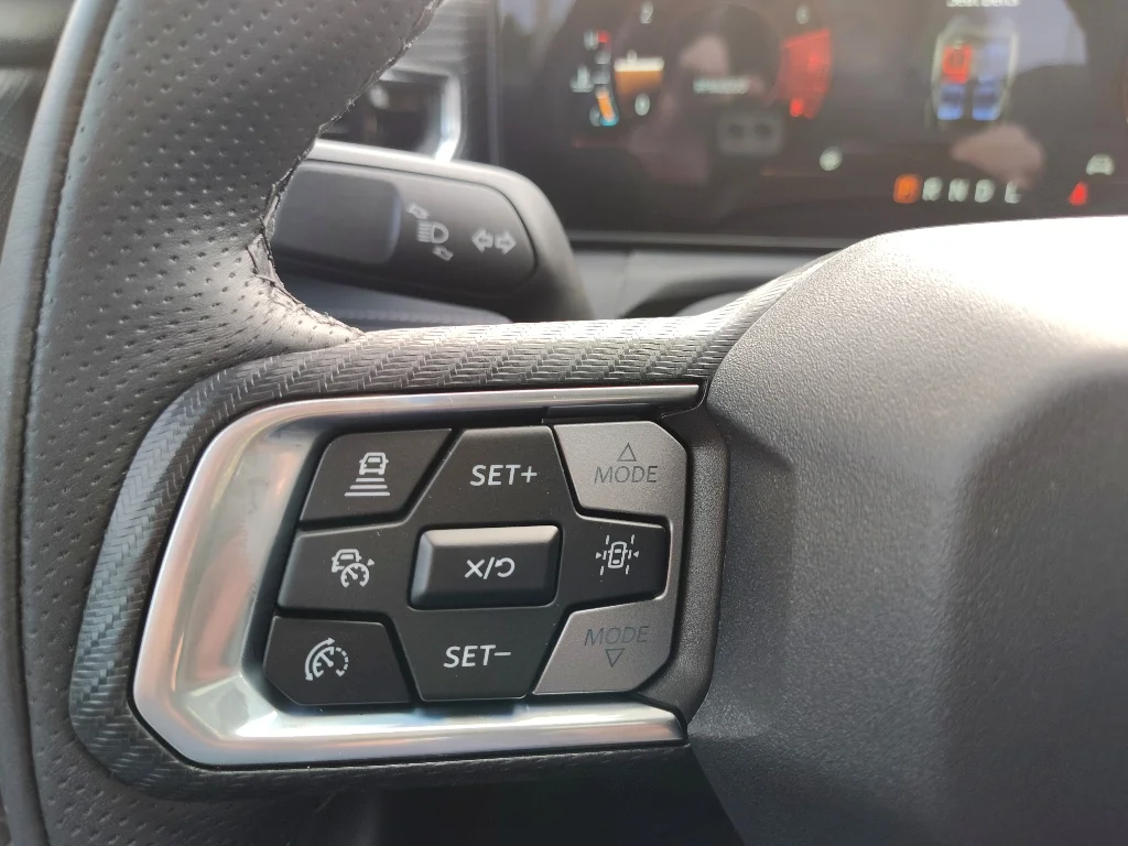 New 2025 Shadow Black Ford EcoBoost® Premium Fastback image 15
