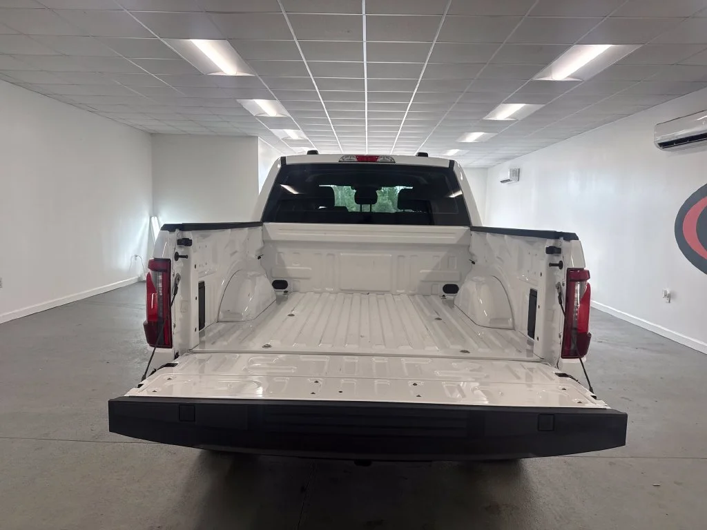 Used 2024 White Ford XL image 9