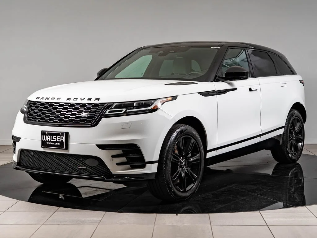 Used 2023 Fuji White Land Rover R-Dynamic S MHEV image 1