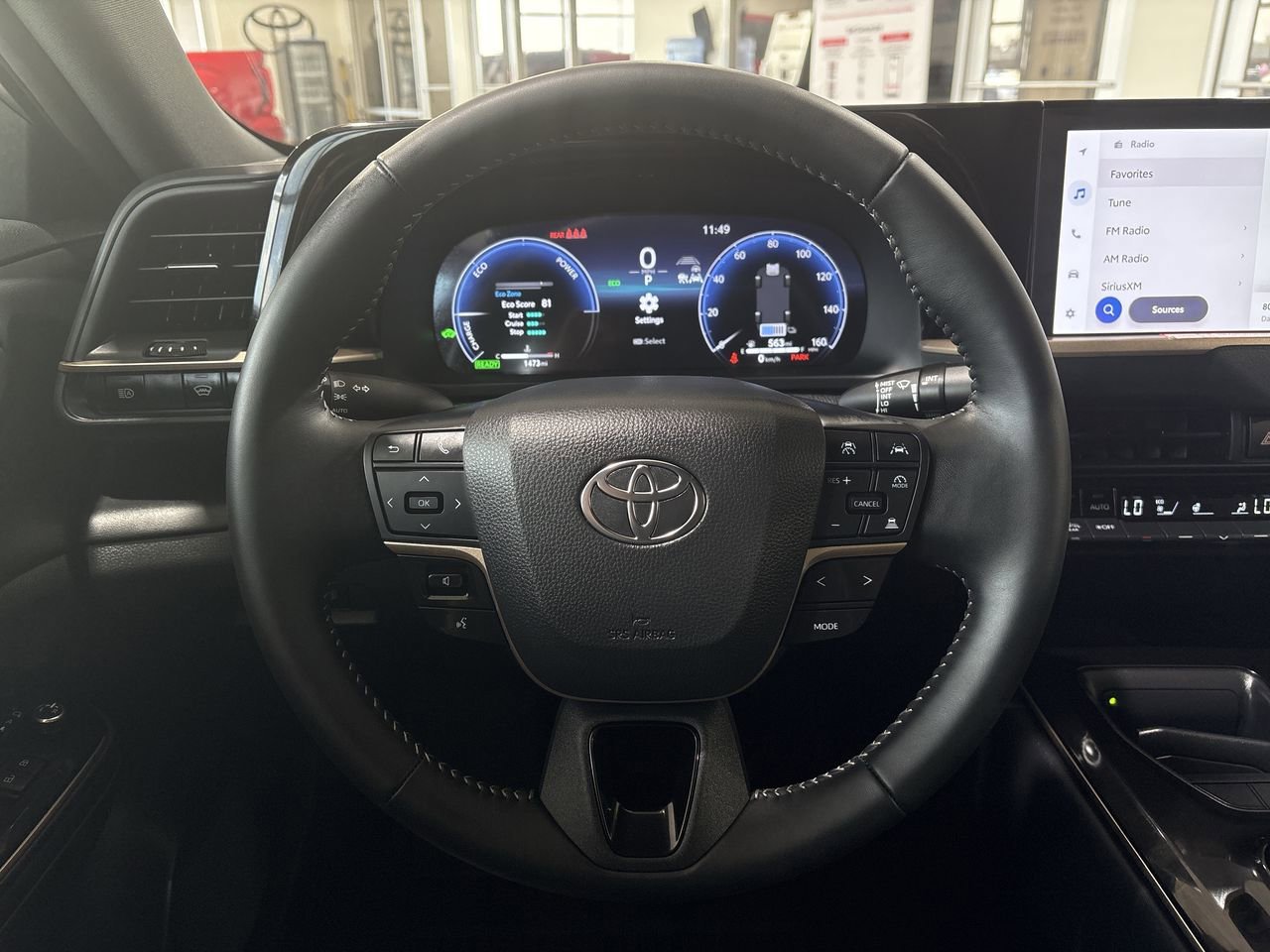 2026 Toyota Crown XLE - Photo 14