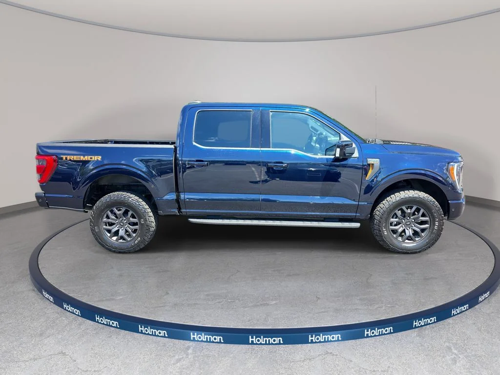 Used 2022 Blue Ford Tremor image 5