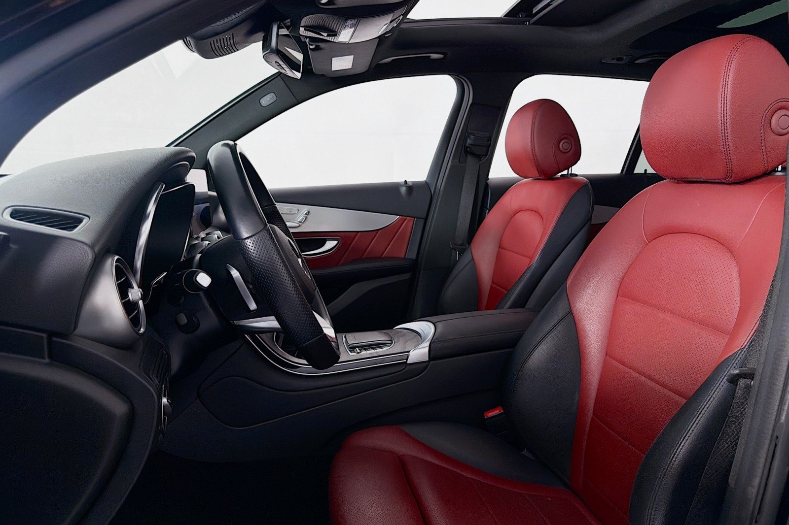 Used 2022 Black Mercedes-Benz 300 image 17