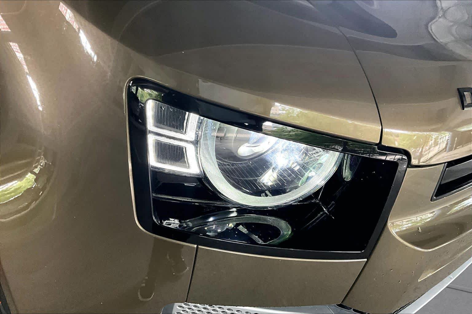 Used 2024 Gondwana Stone Metallic Land Rover S image 26