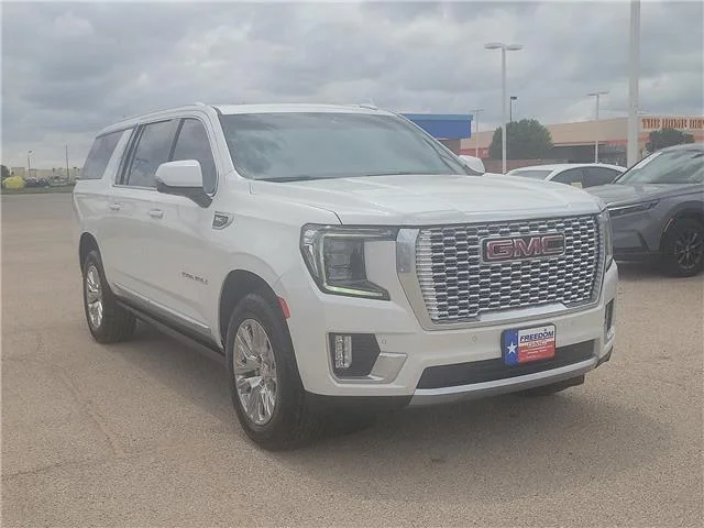 Used 2024 White Frost Tricoat GMC Denali 4x2 image 6