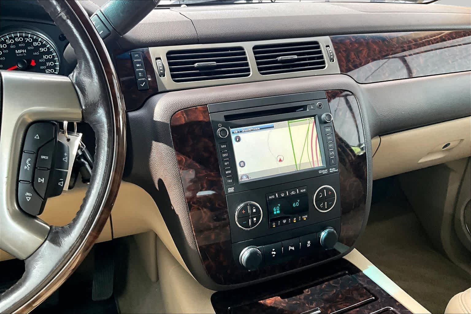 Used 2012 White Diamond Tricoat GMC Denali image 6