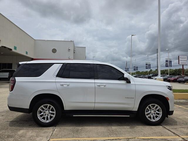 Used 2024 Iridescent Pearl Tricoat Chevrolet LT image 6