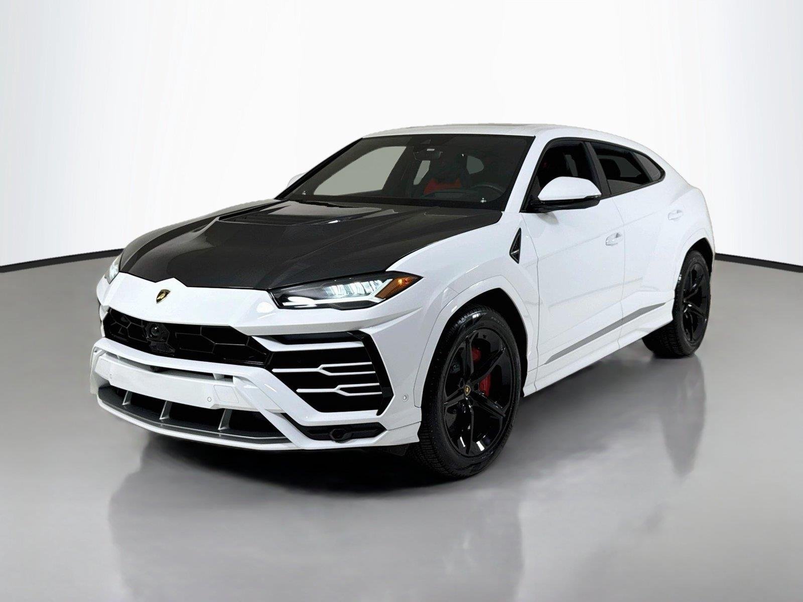 Used 2020 Bianco Icarus Metallic Lamborghini Carbon Bonnett | Custom Exhaust | Only 10K Miles image 46
