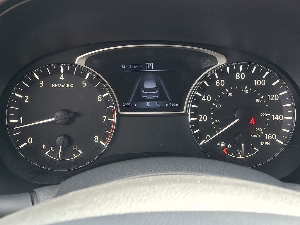 Used 2020 Blue Nissan SL image 22