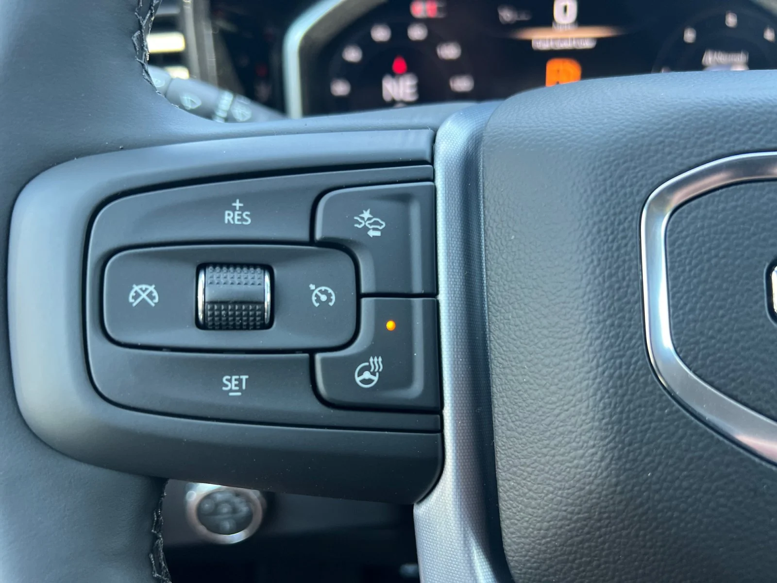 New 2026 Summit White GMC Elevation image 27
