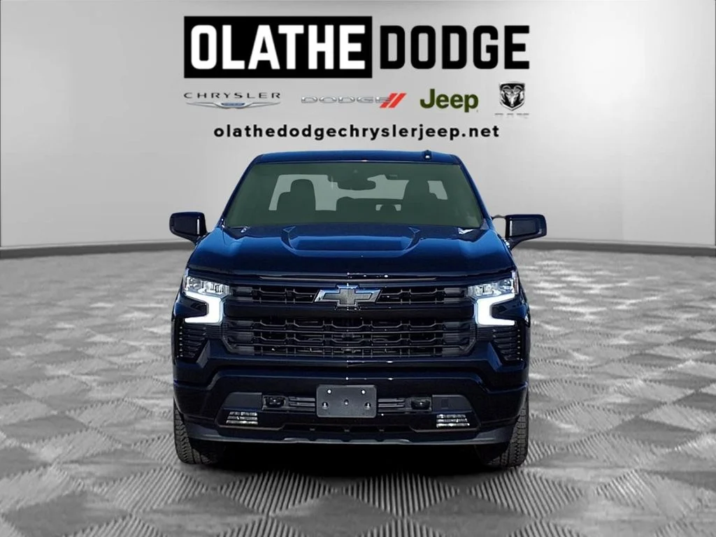 Used 2026 Black Chevrolet RST image 32