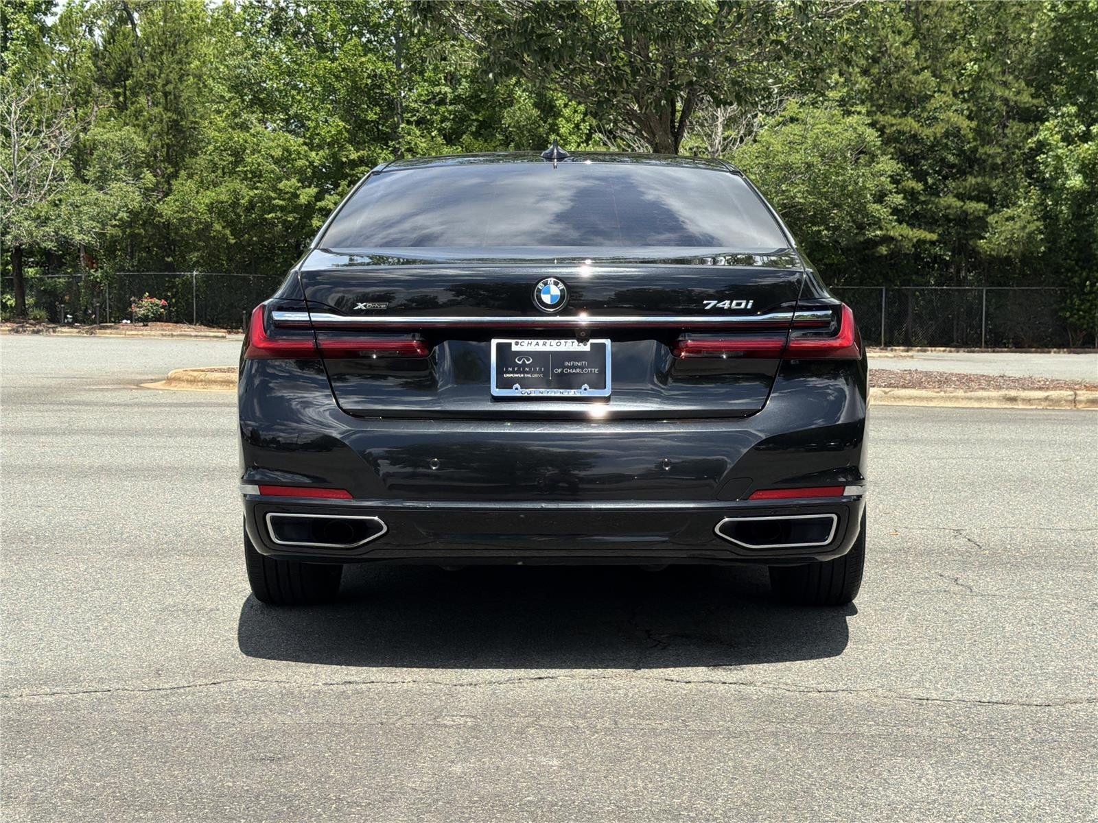 Used 2020 Black Sapphire Metallic BMW 740i xDrive image 25