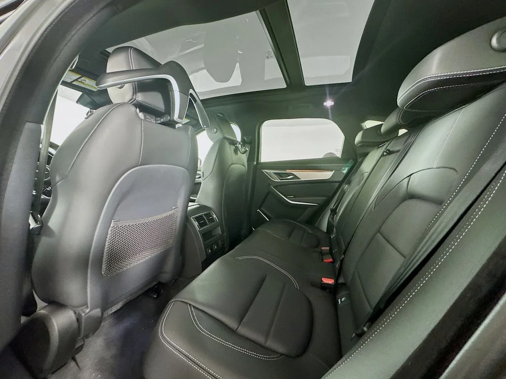 2026 Jaguar F-Pace R-Dynamic S - Photo 24