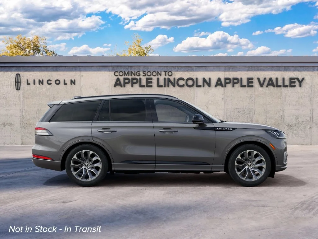 New 2027 Gray Lincoln Premiere image 5