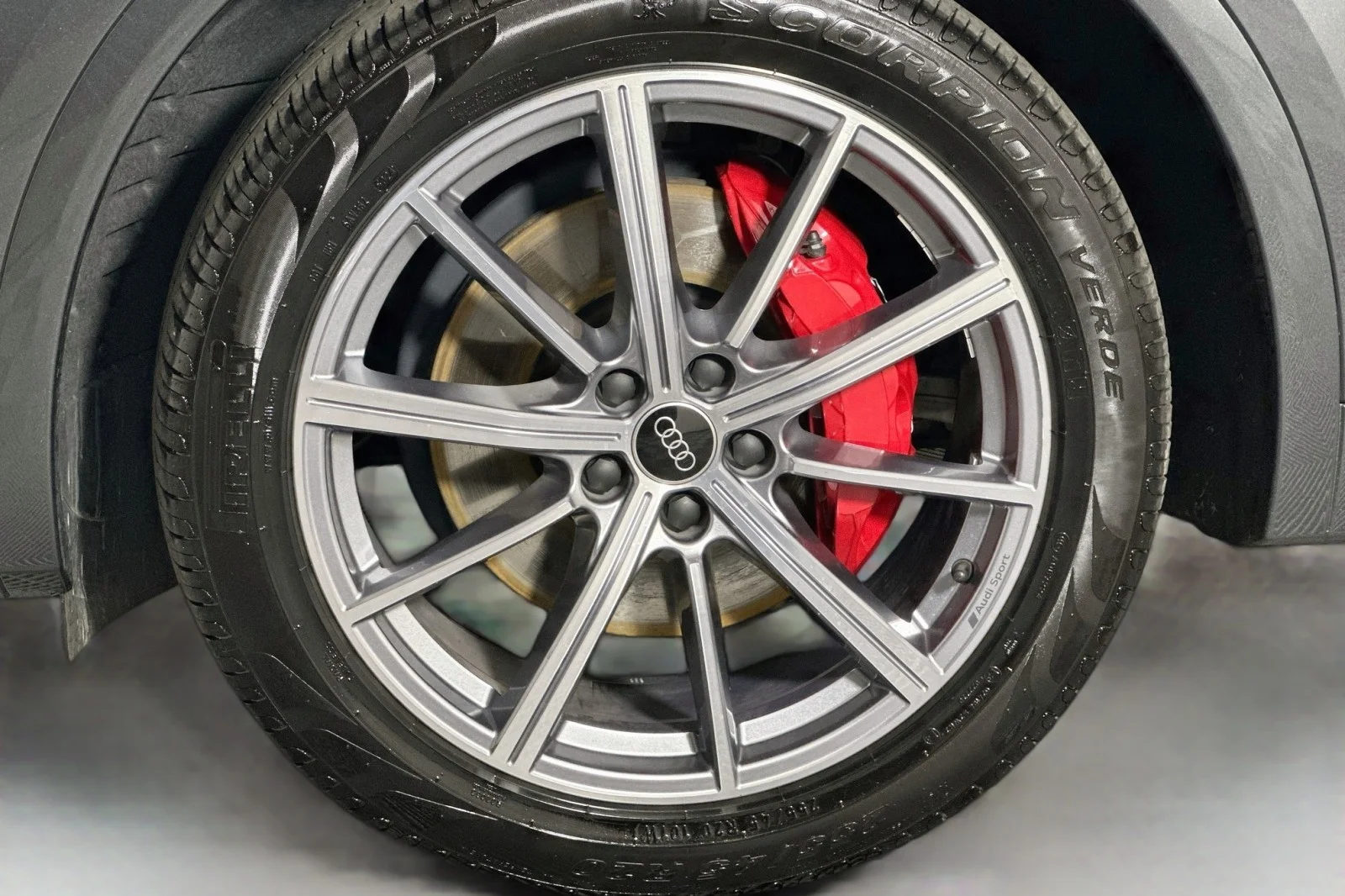 Used 2024 Daytona Gray Pearl Effect Audi S line Premium Plus image 11