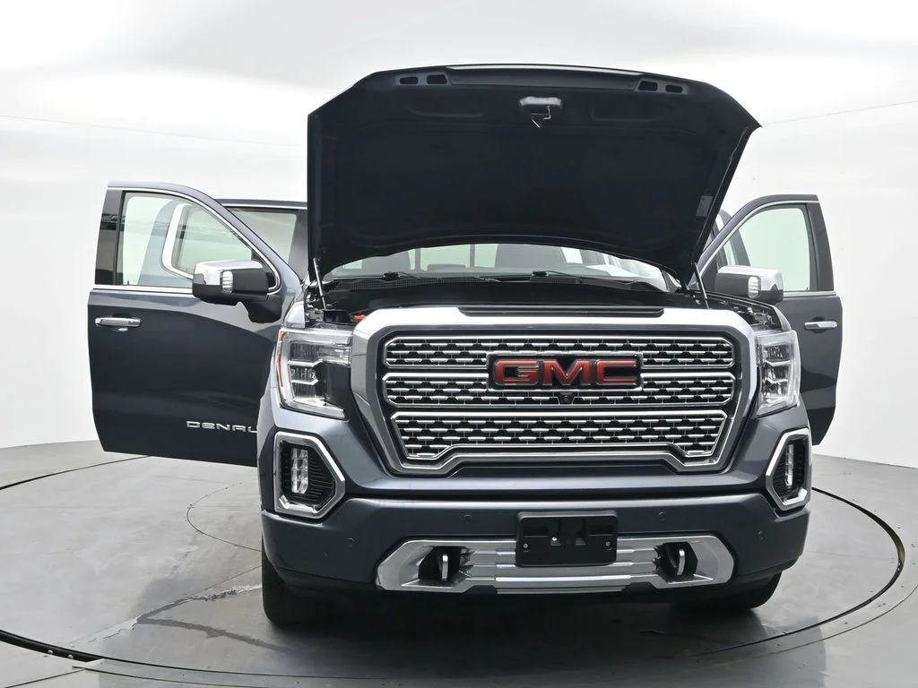 Used 2022 Blue GMC Denali image 39
