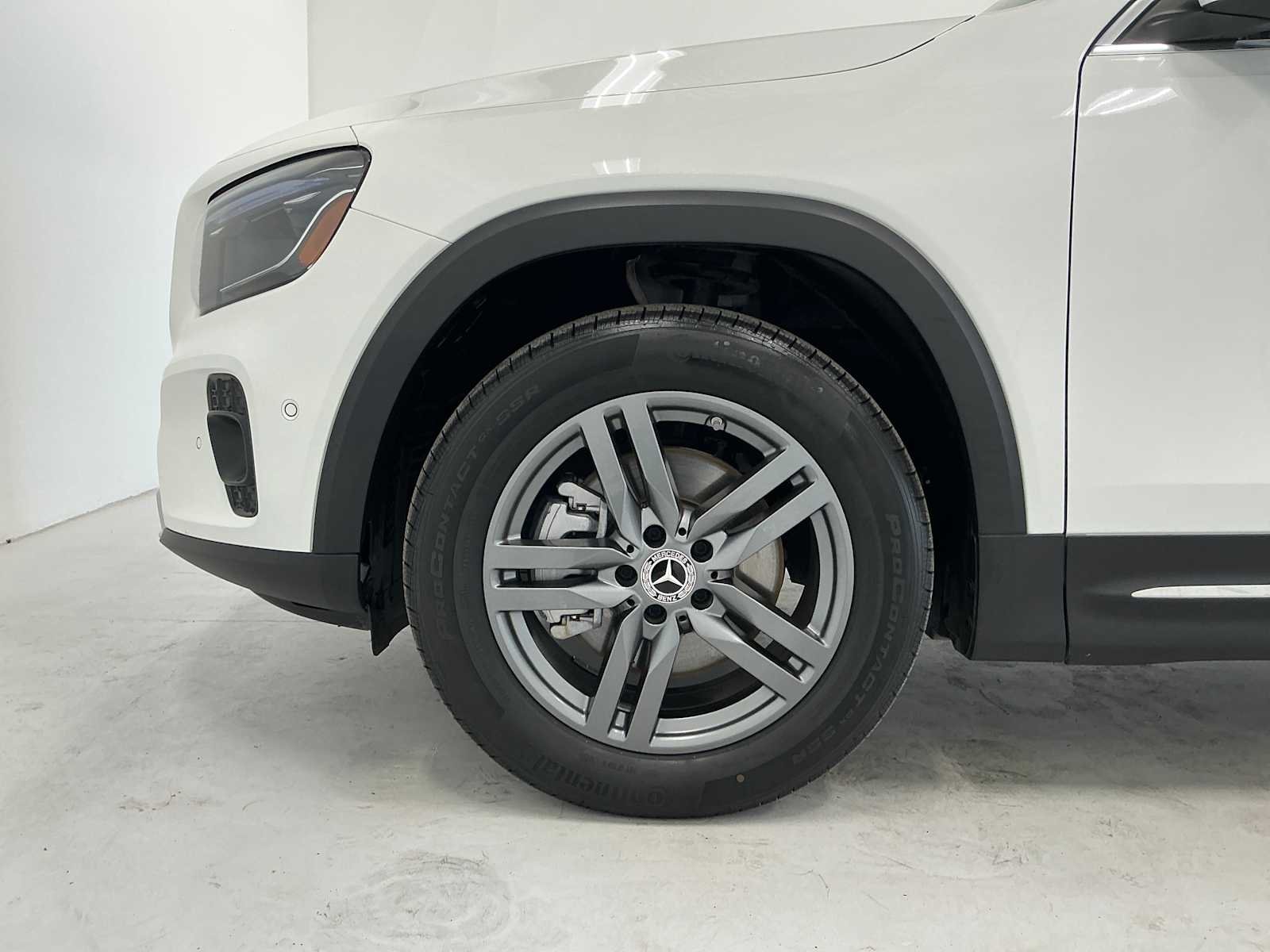 Certified Used 2026 Polar White Mercedes-Benz GLB 250 image 8