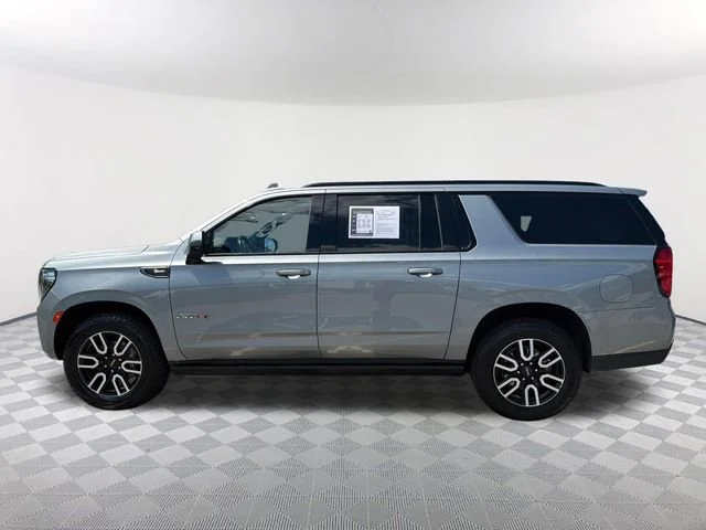 Used 2023 Sterling Metallic GMC AT4 image 8