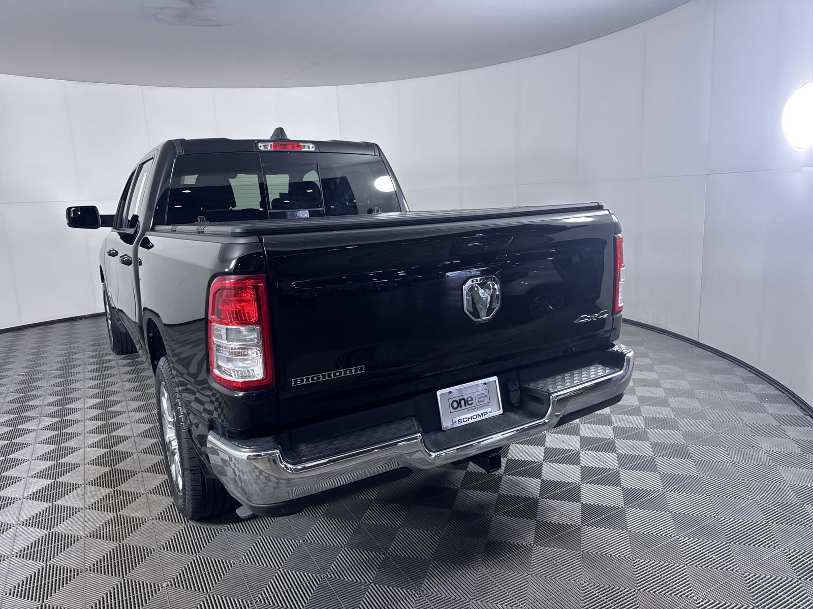 Used 2022 Diamond Black Crystal Pearlcoat Ram Big Horn image 23