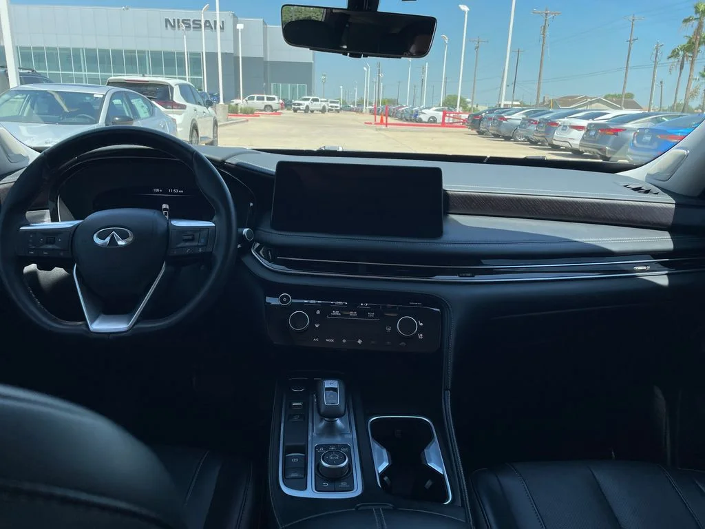 Used 2023 Blue INFINITI Sensory image 12