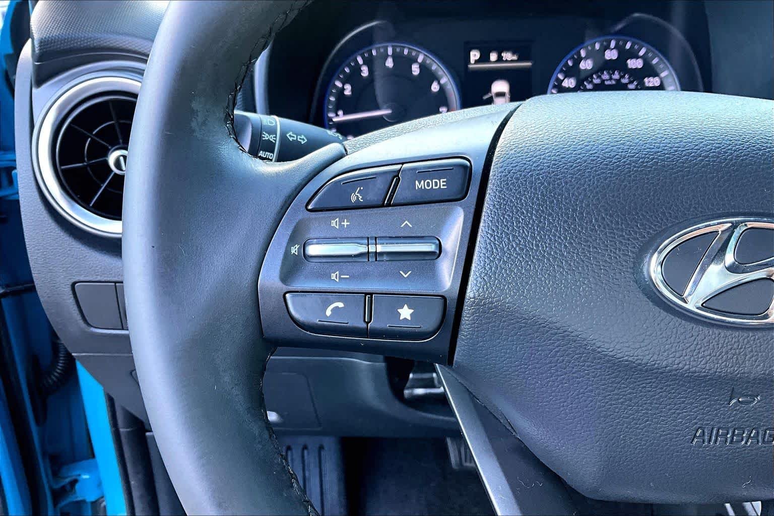 Used 2022 Teal Isle Hyundai SEL image 23