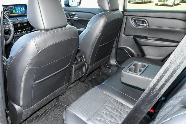 2024 Nissan Rogue Platinum - Photo 20
