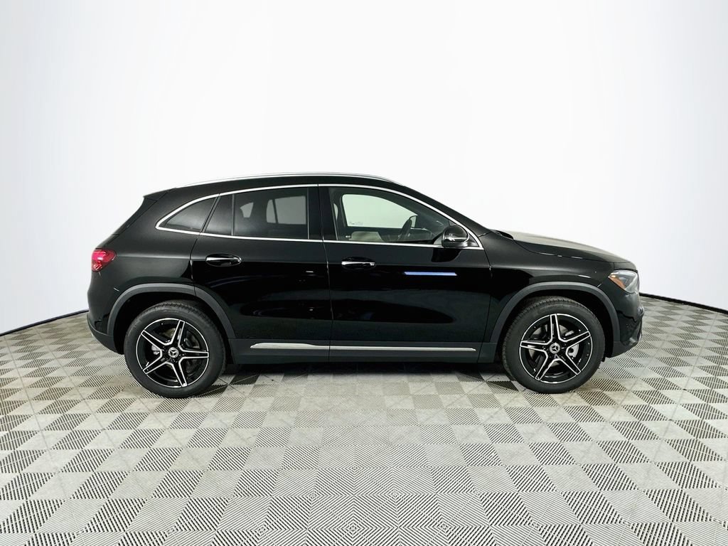 New 2026 Night Black Mercedes-Benz GLA 250 image 40