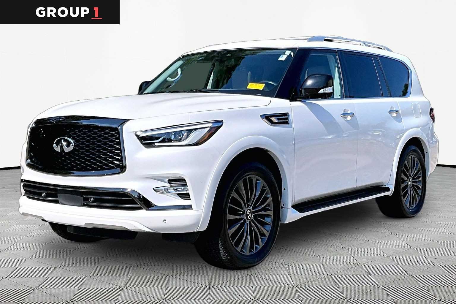 Used 2021 Moonstone White INFINITI PREMIUM SELECT image 1