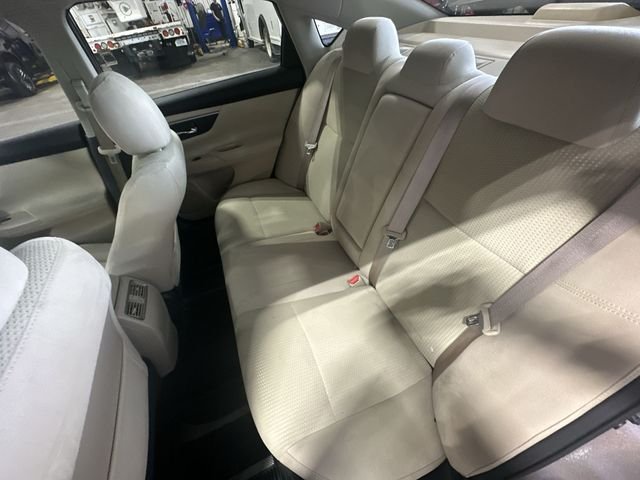 Used 2015 Brown Nissan 2.5 SV image 31