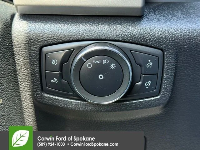 Used 2019 Magma Red Metallic Ford Lariat image 24