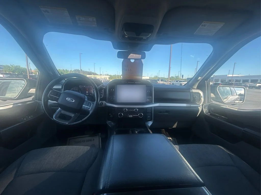 Used 2021 Silver Ford XLT image 24