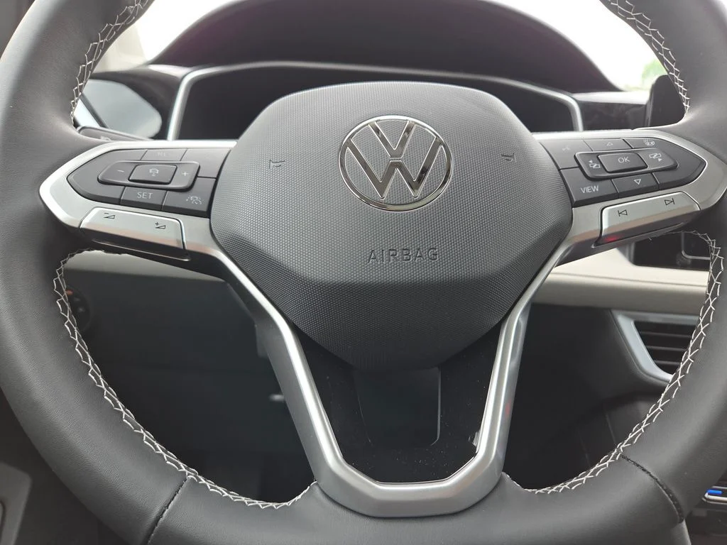 New 2026 Platinum Gray Metallic Volkswagen 1.5T SEL image 12