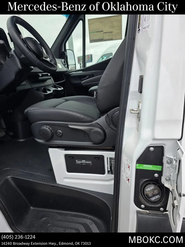 2025 Mercedes-Benz Sprinter Cargo Van Base - Photo 30