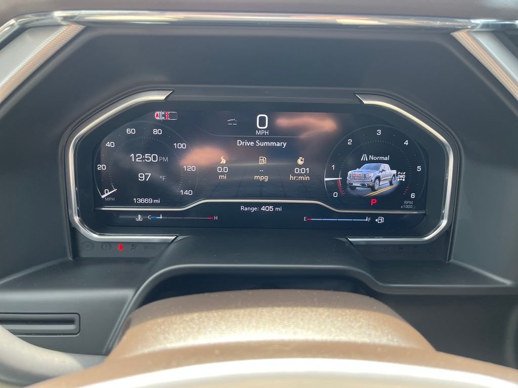 Used 2025 White GMC Denali image 16
