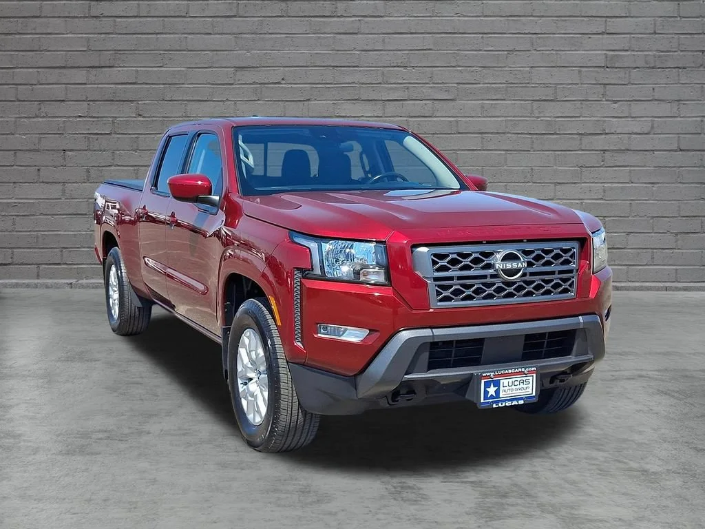 Used 2023 Red Nissan Crew Cab Long Bed SV 4x4 image 2