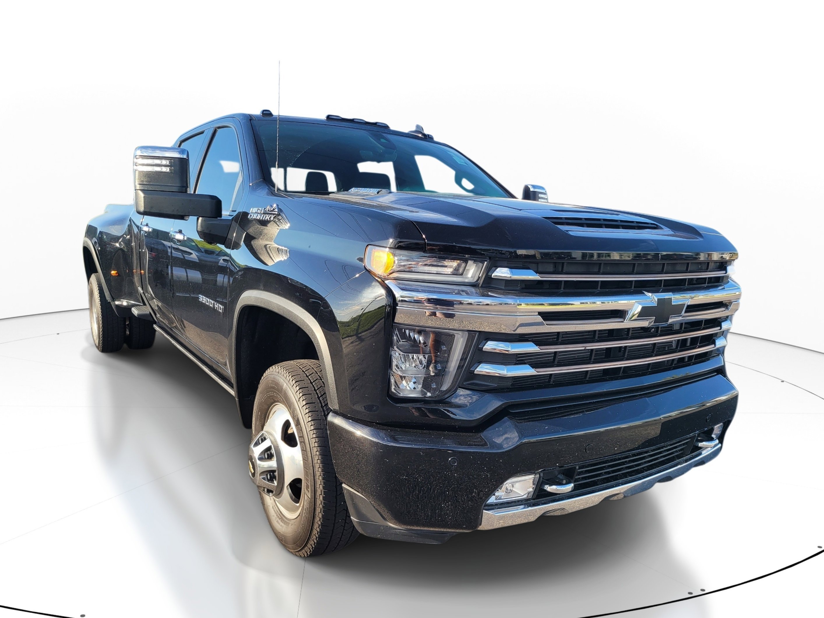 Used 2023 Black Chevrolet High Country image 1