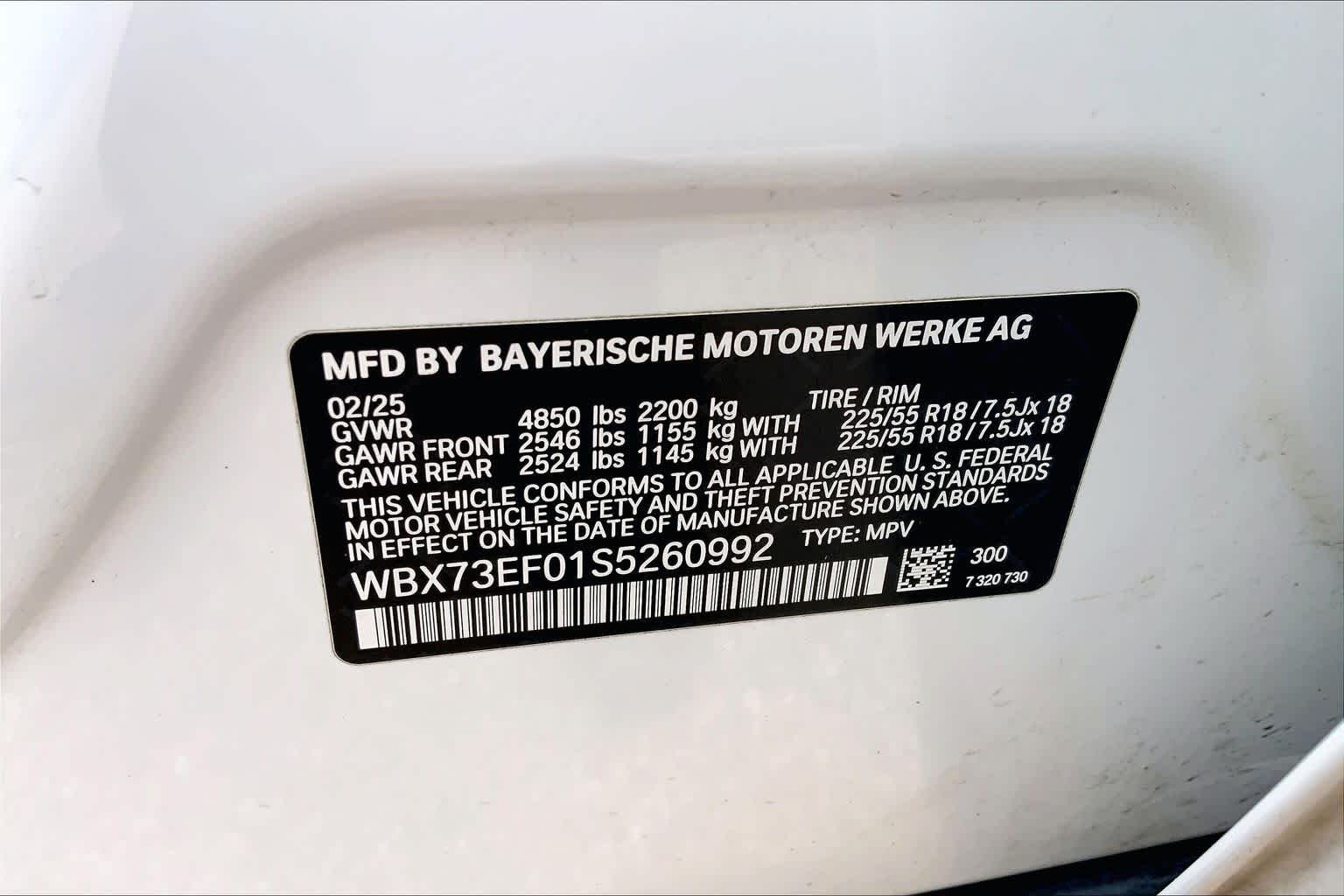 Used 2025 Alpine White BMW xDrive28i image 36