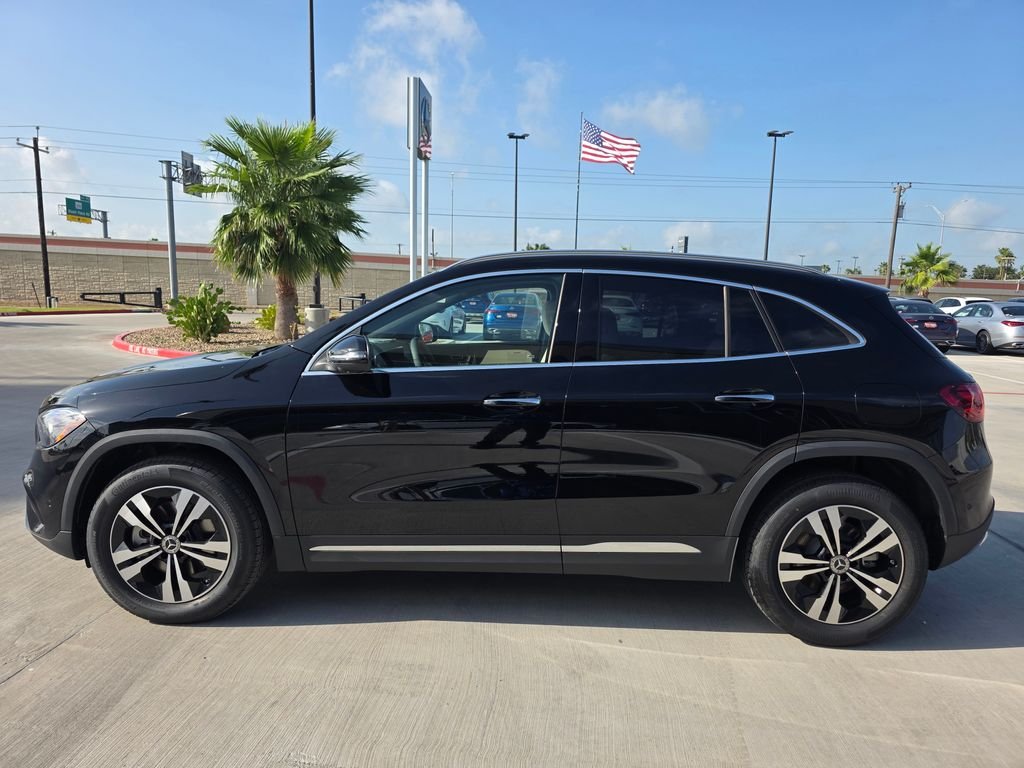 New 2026 Night Black Mercedes-Benz GLA 250 image 2
