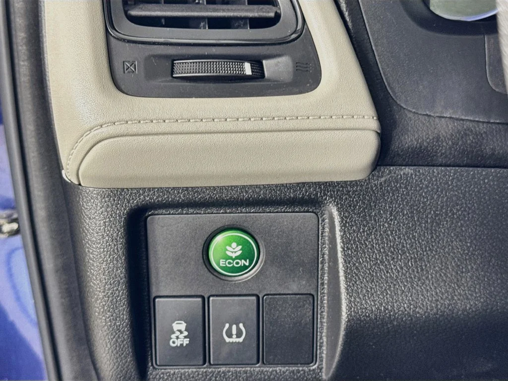 Used 2016 Blue Honda LX image 10