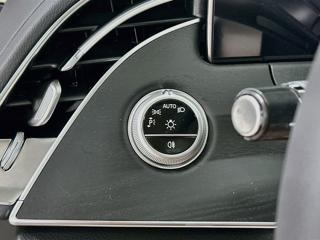 New 2026 Polar White Mercedes-Benz E 350 image 11