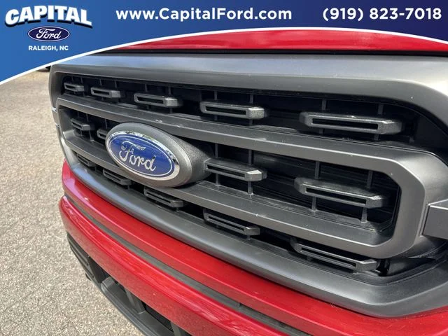 Used 2022 Red Ford XLT image 10
