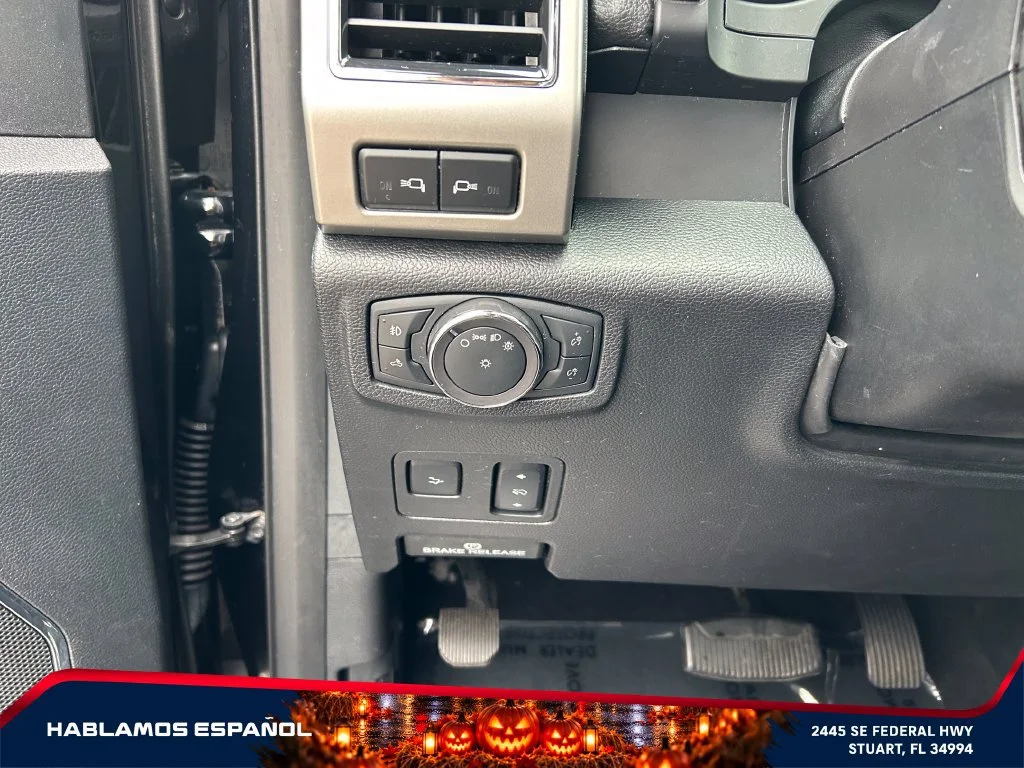 Used 2019  Ford XL image 24