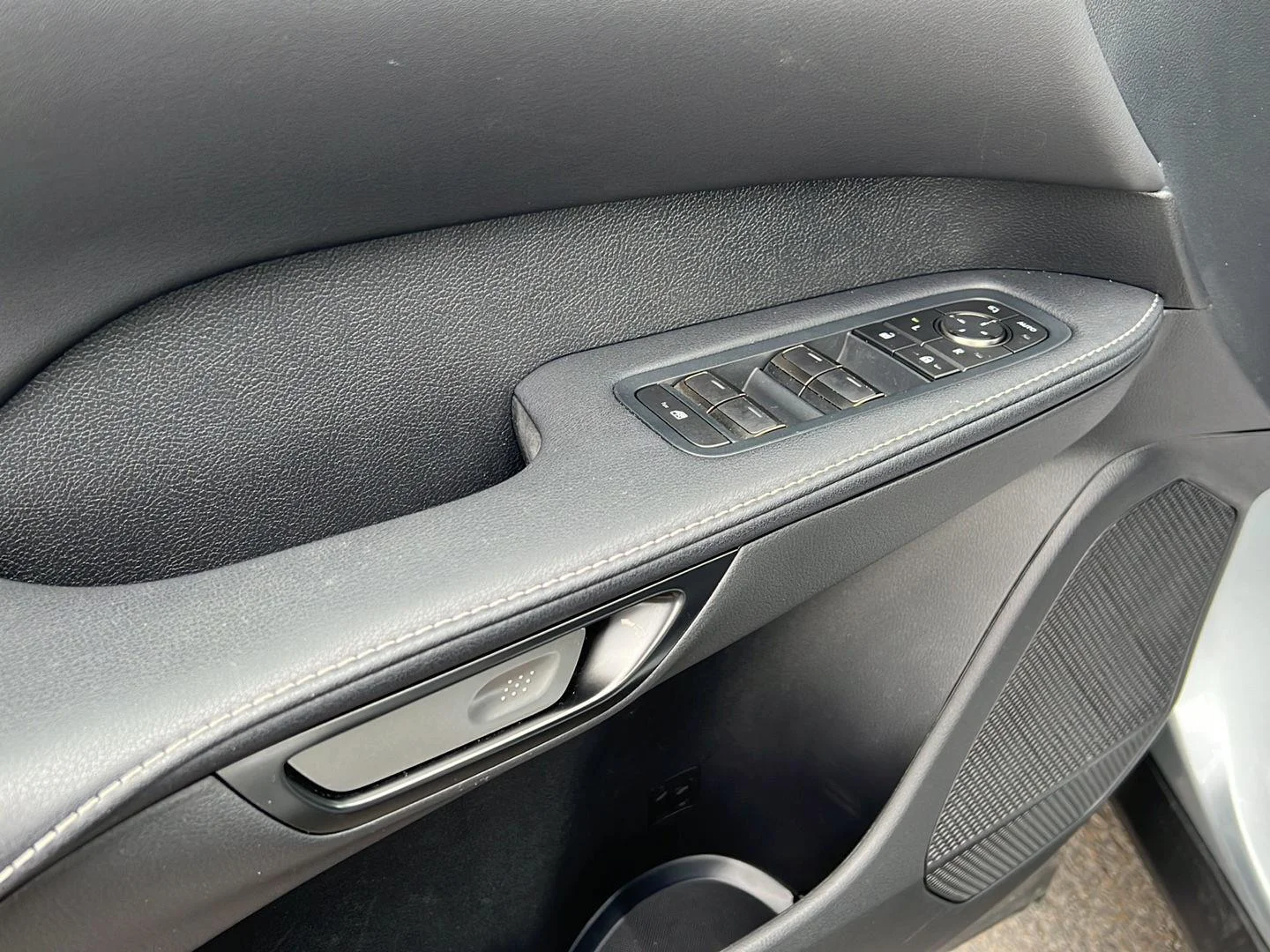 Used 2024 Iridium Lexus RX 350 Premium image 5
