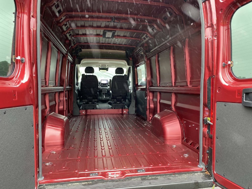 Used 2025 Red Ram High Roof image 4