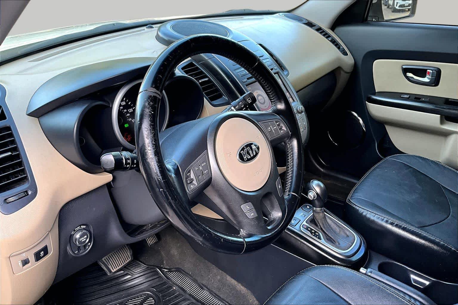 Used 2013 Dune Kia ! image 16