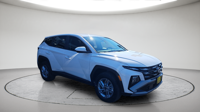 2026 Hyundai TUCSON SE AWD