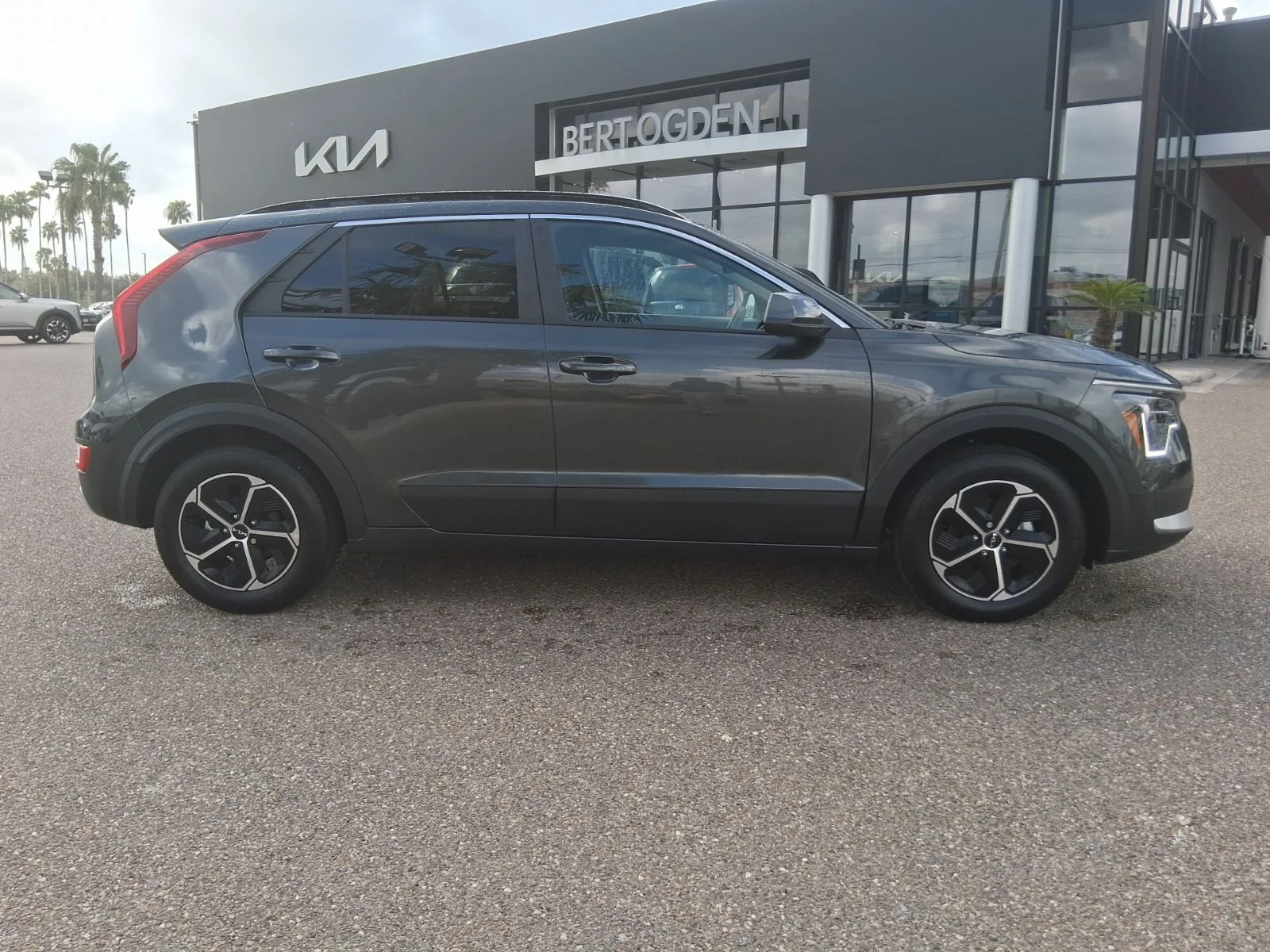 New 2026  Kia LX image 3