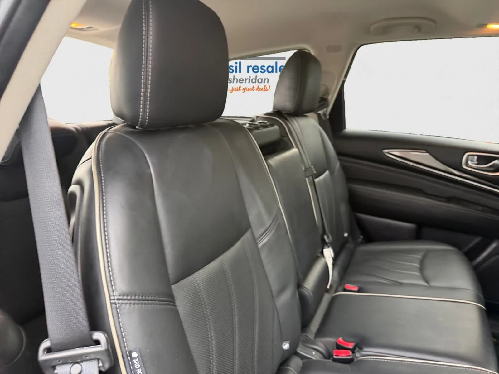 Used 2019 Black Obsidian INFINITI PURE image 23